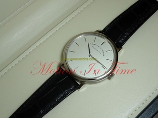 A.lange & Sohne Saxonia Thin 40mm Manual Wind 18Kt White Gold SilverDial 211.026