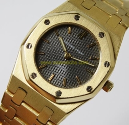 Audemars Piguet Royal Oak SOLID 18K Yellow Gold Ladies 26mm Quartz  Watch
