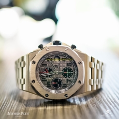 Audemars Piguet Royal Oak Offshore Chronograph Titanium MINT CONDITION!