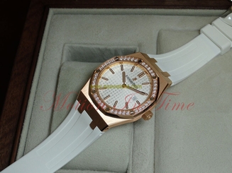 Audemars Piguet Royal Oak Lady Quartz White 18Kt Rose Gold 67651OR.ZZ.D010CA.01