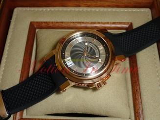 Breguet Marine Automatic Big Date 39mm Rose Gold Black Rubber Band 5817BR/Z2/5V8