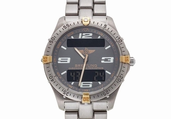 Pre-Owned BREITLING Aerospace F75362 Men's Titanium Gray Quartz Watch, MD