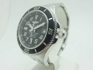 Pre-Owned BREITLING SuperOcean A17364 Men's SS Black Automatic Watch, MD