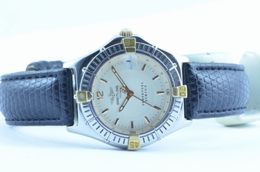 BREITLING SIRIUS PERPETUAL QUARTZ WOMEN'S WATCH 32MM RAR STEEL/GOLD CREAM
