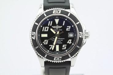 Breitling Superocean 42 Black A17364 on Rubber Strap with Push Piece Deploy
