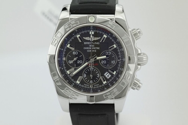 Breitling Chronomat B-01 Black Dial on Rubber Strap AB0110