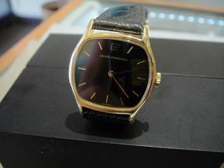 Authentic GIRARD-PERREGAUX 18K Gold Tonneau Shaped Ladies Watch