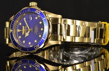 New! Invicta Mens Pro Diver 37.50mm Blue Sunray Dial Gold-Tone SS Bracelet Watch