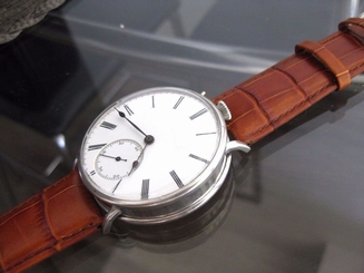 VINTAGE IWC SCHAFFHAUSEN WATCH CO CAL.66 PORCELAIN DIAL WRISTWATCH
