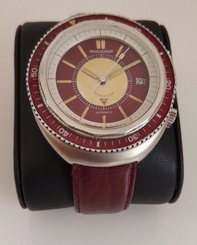 Authentic Vintage Jaeger LeCoultre Mens Watch Polaris II GT Burgundy CAL916 E870