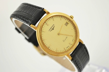 Vintage Longines Mens Classic Quartz Gold Plated Midsize Watch 1015