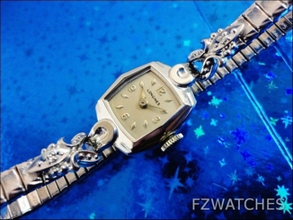 Exquisite Vintage 1954 Ladies Longines Hand Winding, One Year Warranty, Serviced