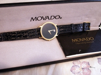 Mens Movado MUSEUM CLASSIC Quartz Watch with original case and manual