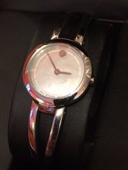 Woman Movado Amorosa Duo Mother Of Pearl Dial Watch. MINT