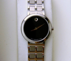 Ladies MOVADO MODO Black Museum Dial Stainless Steel Swiss Quartz Watch 7"