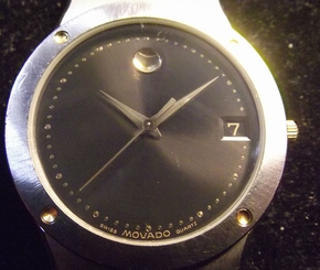  MOVADO MUSEUM - MEN MID SIZE STAINLESS STEEL AND GOLD - QUARTZ  SWISS MADE