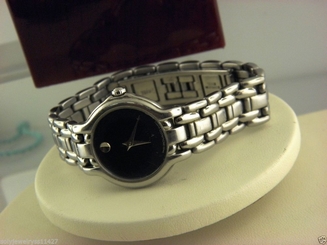 AUTHENTIC Women Movado Watch 84.E4.9824 Museum Dail Stainless Steel Band.