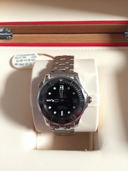 BRAND NEW Men's OMEGA CO-AXIAL Seamaster "JAMES BOND" 300M Watch - LATEST MODEL!