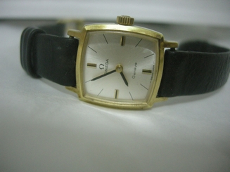 VINTAGE OMEGA GENEVE GOLD PLATED,SQUARE FORM , HAND-WINDING 625, ALL ORIG. WOMEN