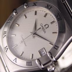 AUTHENTIC OMEGA CONSTELLATION DATE WHITE DIAL QUARTZ MENS WRIST WATCH