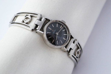 Vintage Omega Cal.620 Stainless Steel Hand Wind Ladies Petite Watch 738