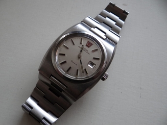  RARE LADIES VINTAGE 1974 1320 cal OMEGA MEGAQUARTZ 32KHz STAINLESS STEEL WATCH