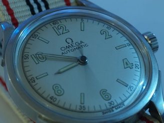 Rare Vintage OMEGA 28.10 Bumper Automatic 17 Jewels 2420/1 Military Style Watch
