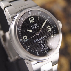 AUTHENTIC ORIS WILLIAMS F1 DAY DATE REF.7560 AUTOMATIC MENS WRIST WATCH