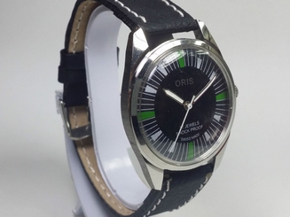 VINTAGE ORIS 17 JEWELS HAND WINDING SWISS MOVEMENT MEN'S DIAL WRIST WATCH.