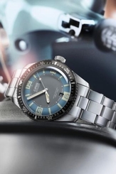NEW ORIS HERITAGE DIVERS SIXTY-FIVE STEEL BRACELET LIGHT BLUE DIAL 733 7707 4065