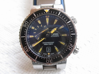 MEN'S ORIS DIVER,1000M,ALL SS,REF 7609,AUTO,DATE,8 1/3" W,45MM DIA,EXPANDABLE