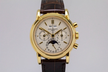 Patek Philippe 3970E 18K Yellow Gold Perpetual Calendar Chronograph Watch 3970
