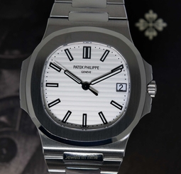 NEW Patek Philippe Mens Nautilus Steel Automatic Watch Box/Papers 5711/1A-011