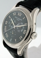 Patek Philippe 5035P Platinum Annual Calendar Automatic RARE gent's 37mm Watch.