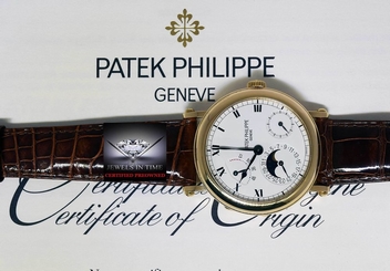 Patek Philippe 5054 18k Gold Complications Officers Watch Box/Papers 5054J