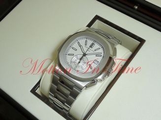 Patek Philippe 5980/1A-019 Nautilus Chronograph White Dial Stainless Steel 40.5m
