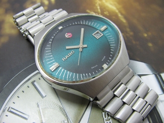 NICE & RARE VINTAGE RADO AUTOMATIC OVAL CASE GENTS GREEN DIAL.