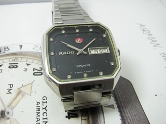 VINTAGE RADO VOYAGER BLACK TV DIAL AUTOMATIC GENTS.