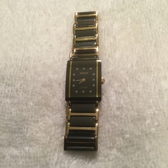 Women s Rado DiaStar Jubile wristwatch. Full diamond dial. Gorgeous!