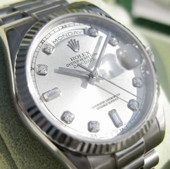 Rolex DAY-DATE President 118239 Mens 18K White Gold Silver Diamond Dial 36MM