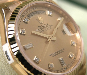Rolex DAY-DATE President 118238 Mens Yellow Gold 36MM Champagne Diamond Dial