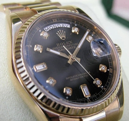 Rolex DAY-DATE President 118238 Mens 18K Yellow Gold Black Diamond Dial 36MM