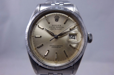 ROLEX RARE VINTAGE STAINLESS DATEJUST LARGE BUBBLEBACK 6305 CRENELATED BEZEL
