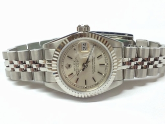 ROLEX ladys Oyster Perpetual  model 69174 box & papers