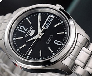 Seiko 5 Men's SNKM57K1 Stainless Steel Automatic 21 Jewels Day Date Watch