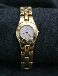 BAUME & MERCIER Linea Ladies Watch 6796 - Solid 18K Gold **STUNNING**