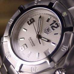 AUTHENTIC TAG HEUER EXCLUSIVE 2000 DATE REF.WN2110 AUTOMATIC MENS SIZE WATCH