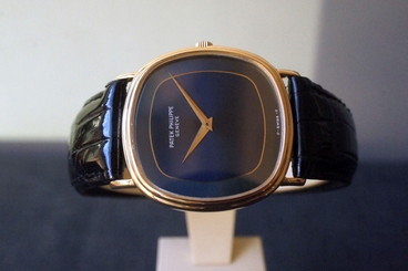 PATEK PHILIPPE 18K GOLDEN ELLIPSE REF.3862 BLUE TWO TONE DIAL RARE 240 AUTO 1978