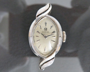 100% Authentic OMEGA Hand Wind Women's Wrist Watch 17J A5707 14K Gold cal.483