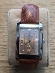 BAUME & MERCIER MEN'S HAMPTON SWISS WATCH- SALMON DIAL-GENUINE LEATHER BAND
